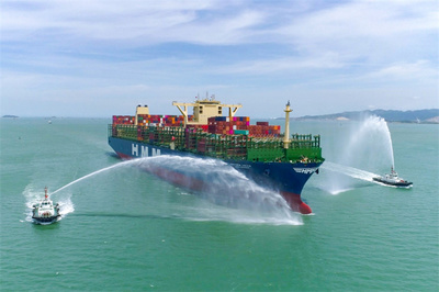 攜手共促'絲路海運'港航貿一體化發展——專訪福建港口集團黨委書記、董事長陳志平